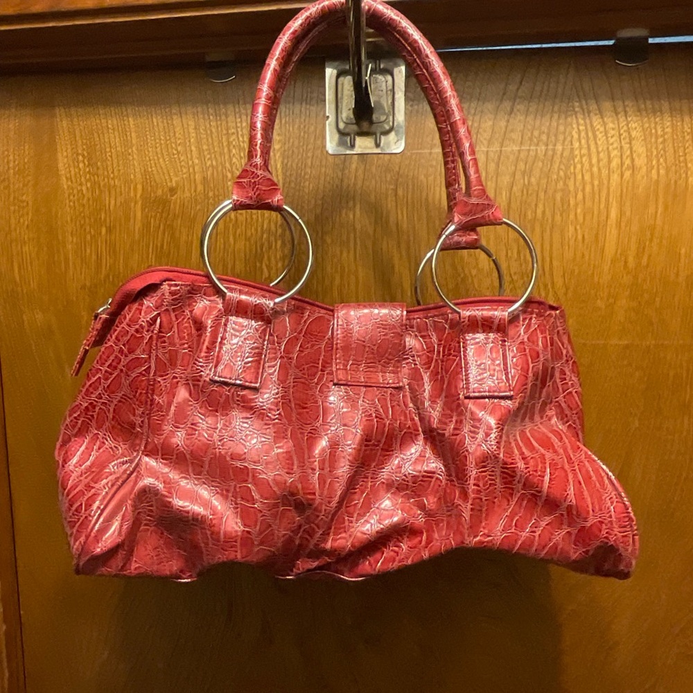 Maurices - purse - Magenta - like new - Picture 4 of 4